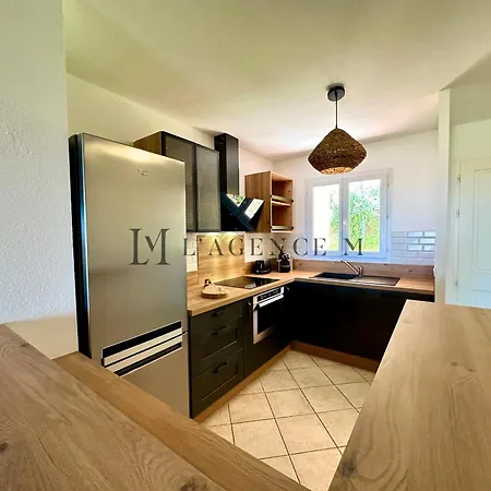 Manuro - Duplex Avec Jardin Et Parking Prive, Vue Citadelle Et Apartment