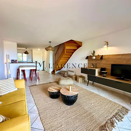 Manuro - Duplex Avec Jardin Et Parking Prive, Vue Citadelle Et Apartment