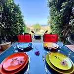 Manuro - Duplex Avec Jardin Et Parking Prive, Vue Citadelle Et Mer Calvi Apartment