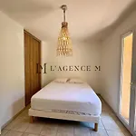 Manuro - Duplex Avec Jardin Et Parking Prive, Vue Citadelle Et Mer Calvi Apartment *