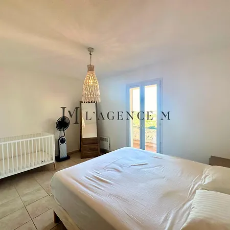 Manuro Paisible & Vue